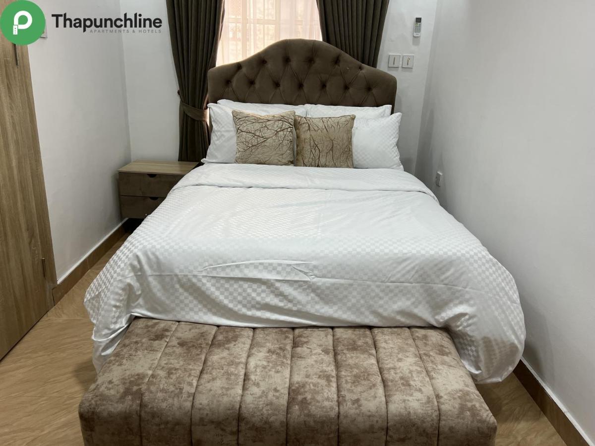 Thapunchline Hotels Ікеджа Екстер'єр фото